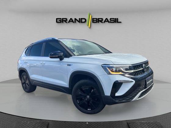 VOLKSWAGEN TAOS 2022