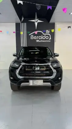 TOYOTA HILUX 2021