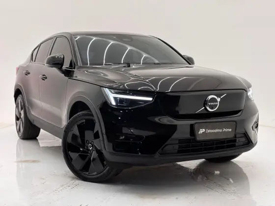 VOLVO C40 2024