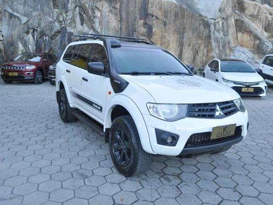 MITSUBISHI PAJERO DAKAR 2014