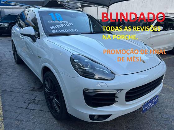 PORSCHE CAYENNE 2018
