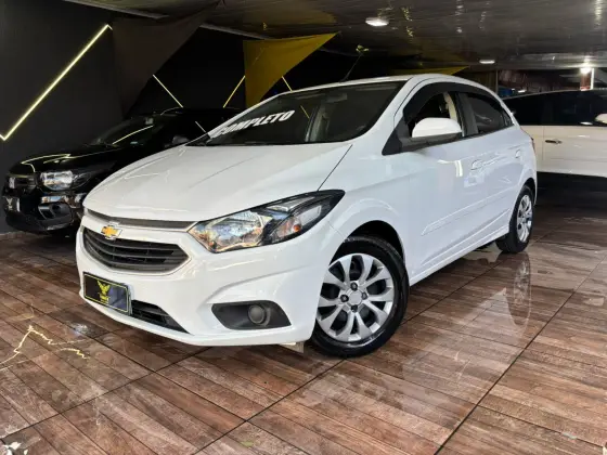 CHEVROLET ONIX 2018