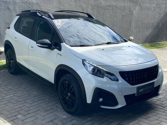 PEUGEOT 2008 2023