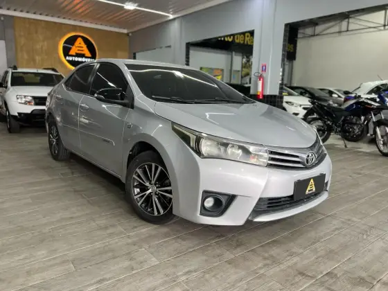 TOYOTA COROLLA 2015
