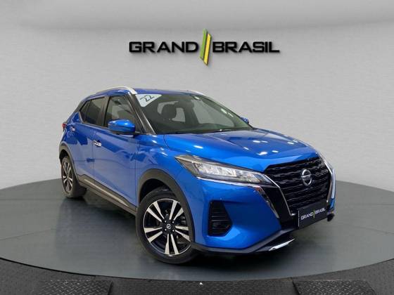 NISSAN KICKS 2022