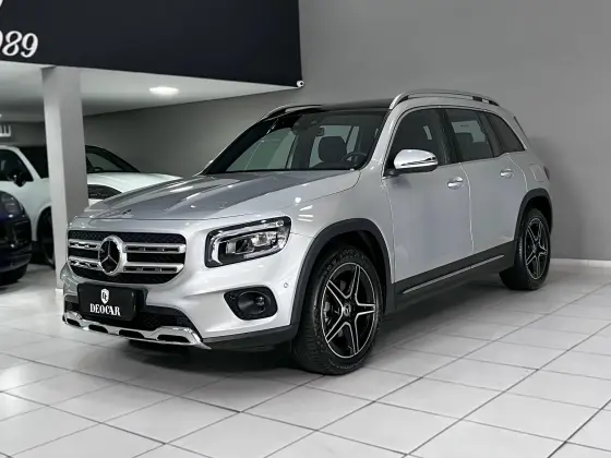 MERCEDES-BENZ GLB 200 2023