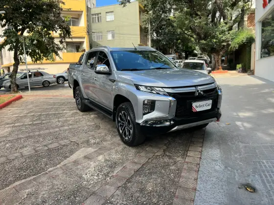 MITSUBISHI L200 TRITON 2024
