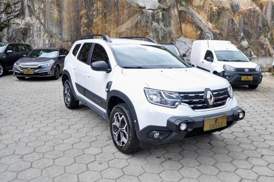 RENAULT DUSTER 2024