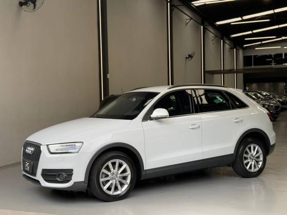 AUDI Q3 2015