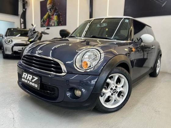 MINI ONE 2013
