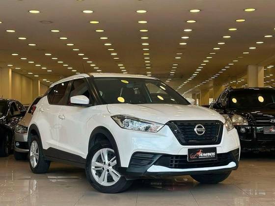 NISSAN KICKS 2021