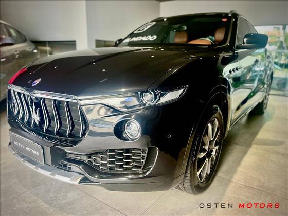 MASERATI LEVANTE 2017