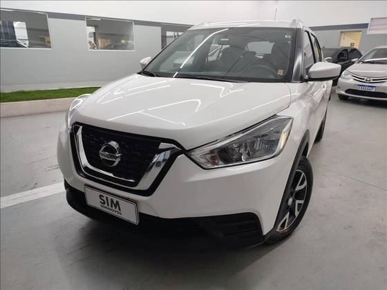 NISSAN KICKS 2018