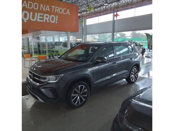 VOLKSWAGEN TAOS 2023