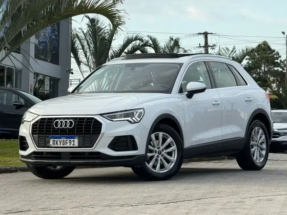 AUDI Q3 2021