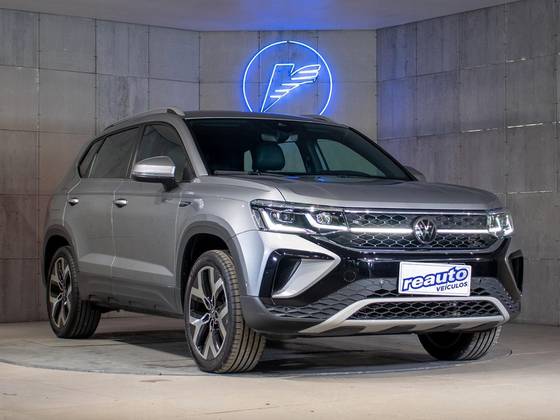 VOLKSWAGEN TAOS 2023