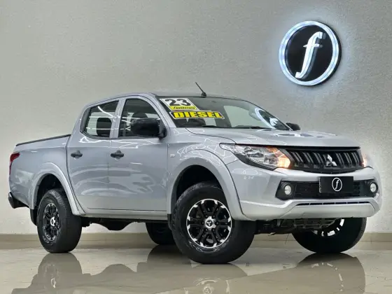MITSUBISHI L200 TRITON 2023