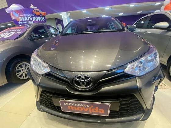 TOYOTA YARIS 2024