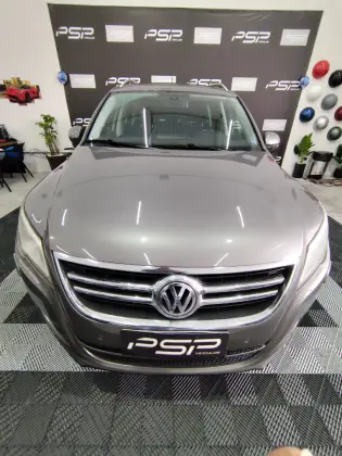 VOLKSWAGEN TIGUAN 2011