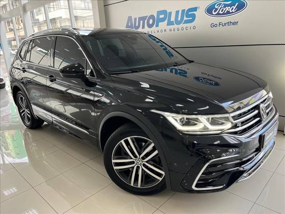 VOLKSWAGEN TIGUAN 2024