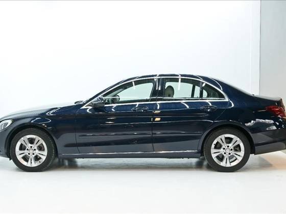 MERCEDES-BENZ C 180 2016