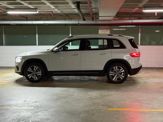 MERCEDES-BENZ GLB 200 2021