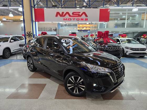 NISSAN KICKS PLAY 2025