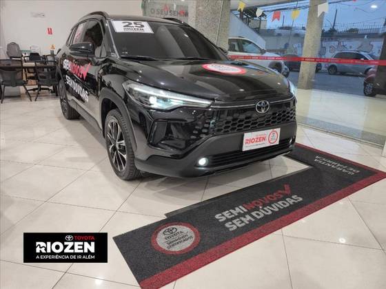 TOYOTA COROLLA CROSS 2025