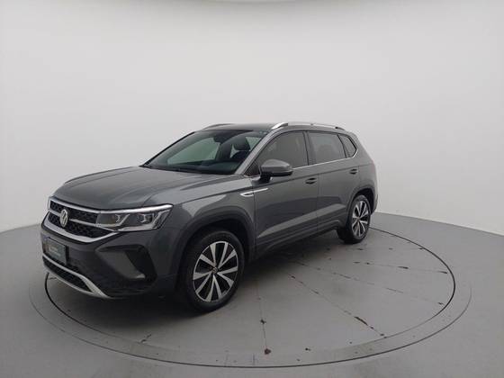 VOLKSWAGEN TAOS 2022