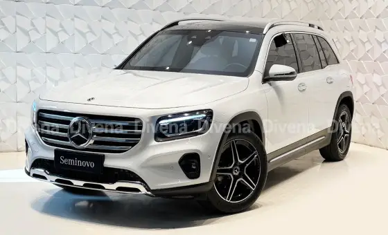 MERCEDES-BENZ GLB 200 2024