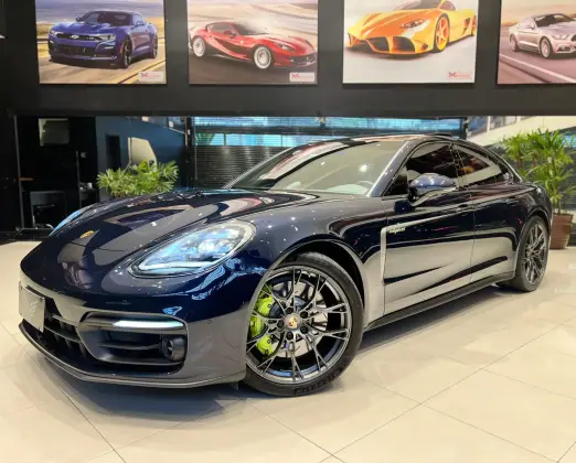 PORSCHE PANAMERA 2023