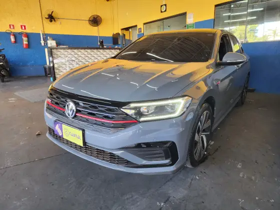 VOLKSWAGEN JETTA 2020