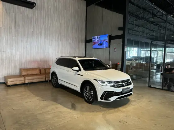 VOLKSWAGEN TIGUAN 2024