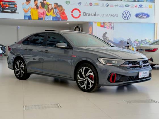 VOLKSWAGEN JETTA 2024