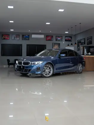 BMW 320i 2023