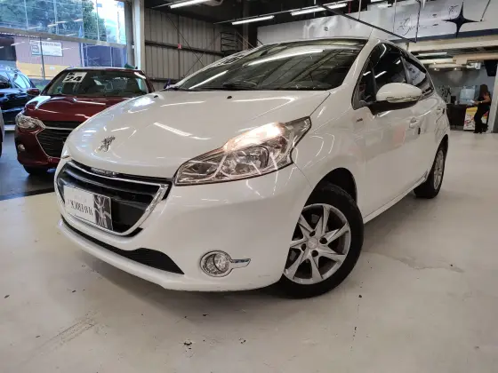 PEUGEOT 208 2016