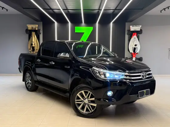 TOYOTA HILUX 2018
