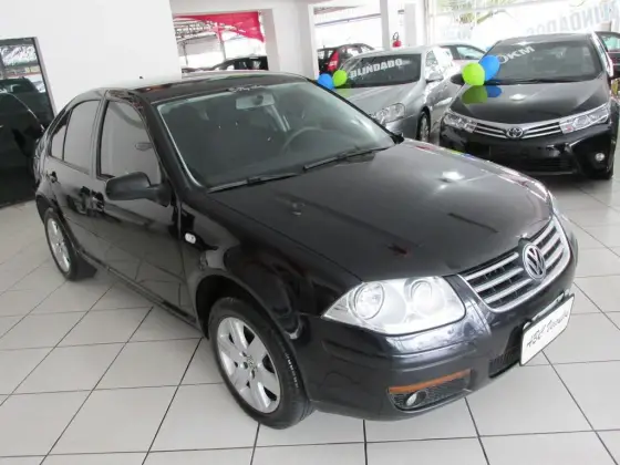 VOLKSWAGEN BORA 2011