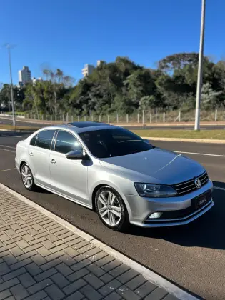 VOLKSWAGEN JETTA 2016