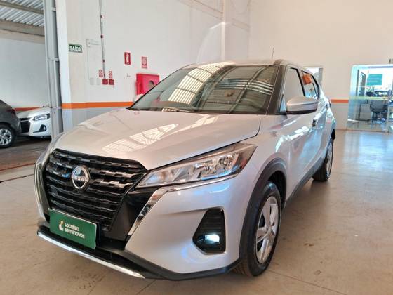 NISSAN KICKS 2024