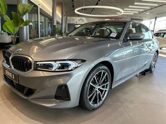 BMW 320i 2025