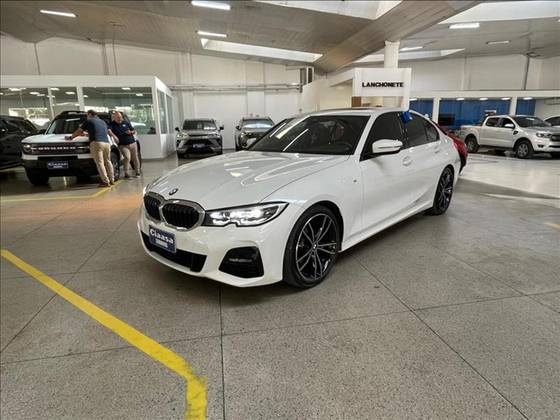 BMW 320i 2022
