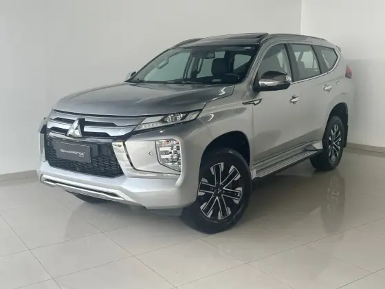 MITSUBISHI PAJERO SPORT 2024