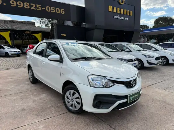 TOYOTA ETIOS 2018