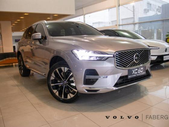 VOLVO XC60 2026
