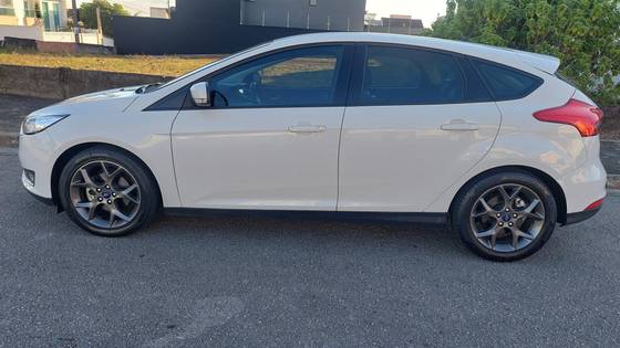 FORD FOCUS 2018