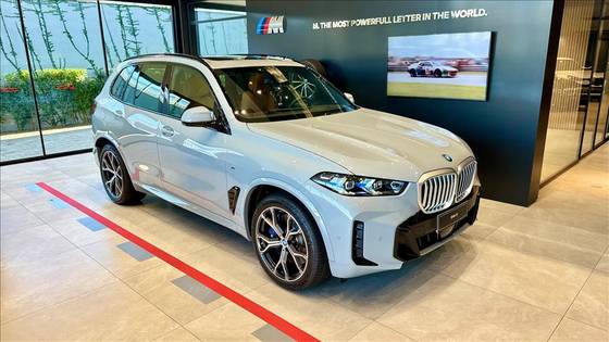 BMW X5 2025