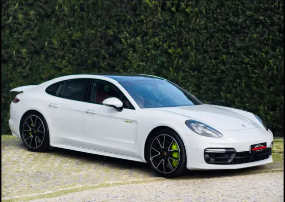 PORSCHE PANAMERA 2020