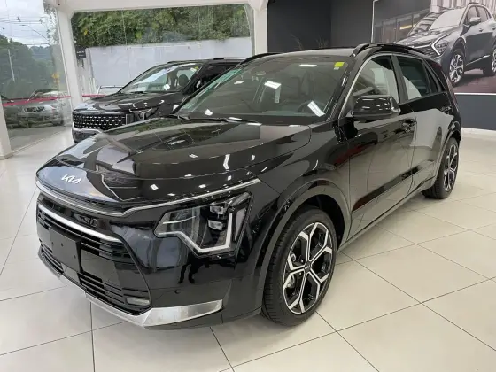 KIA NIRO 2025