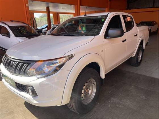 MITSUBISHI L200 TRITON 2023